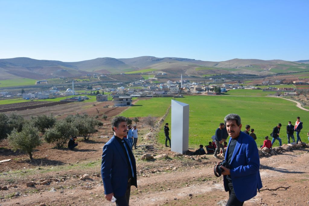 Göbeklitepe’ye Esrarengiz Bir Şekilde Gelen Monolit Gizemini Koruyor